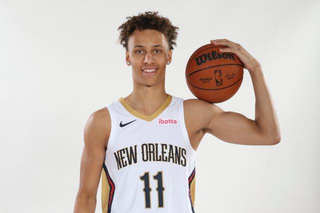 1659024118988066145.jpg 1241635368.0.jpg